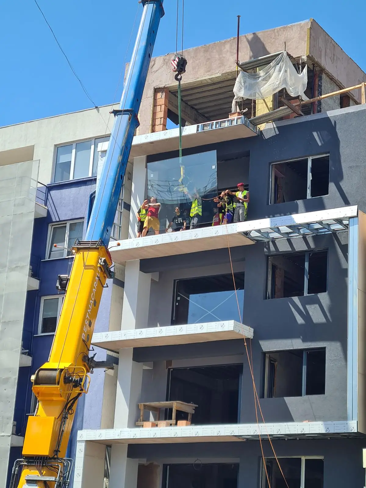 7652fd98-a9a2-4a9e-8509-9a1e964506e6